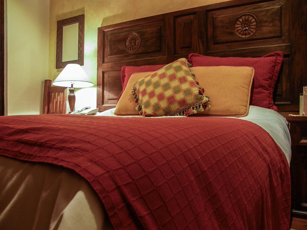 Hotel La Casa De Don Pedro à Antigua Extérieur photo