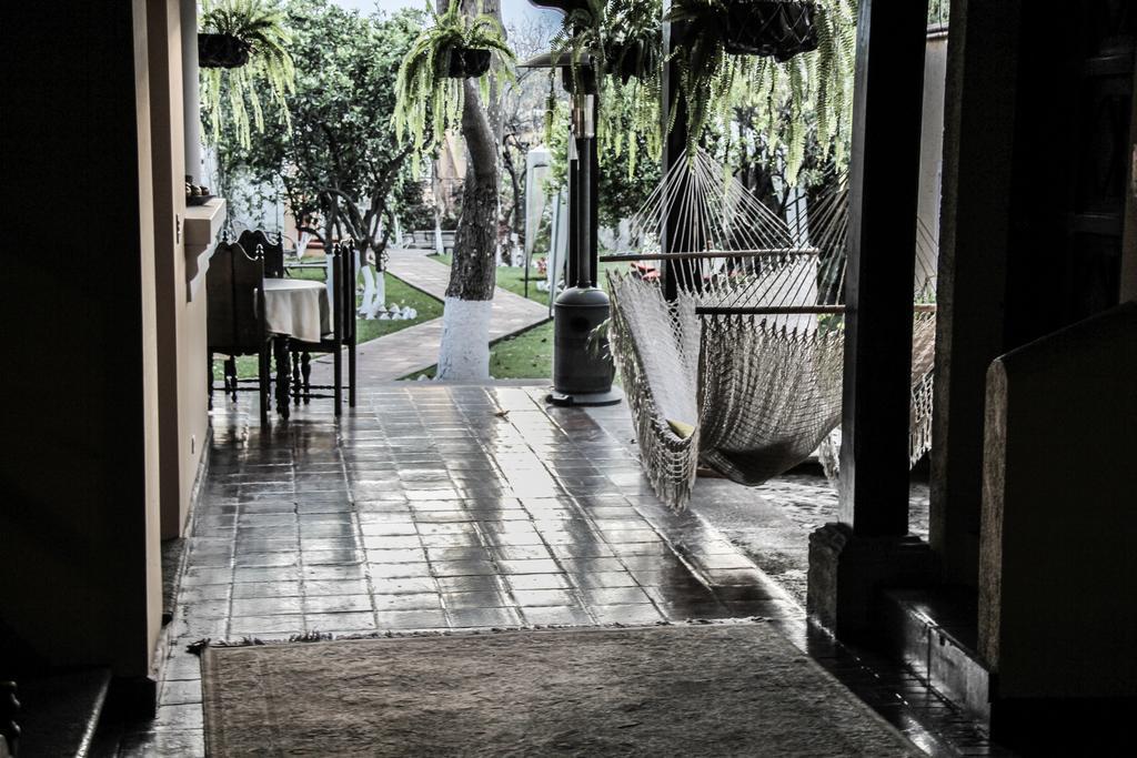 Hotel La Casa De Don Pedro à Antigua Extérieur photo