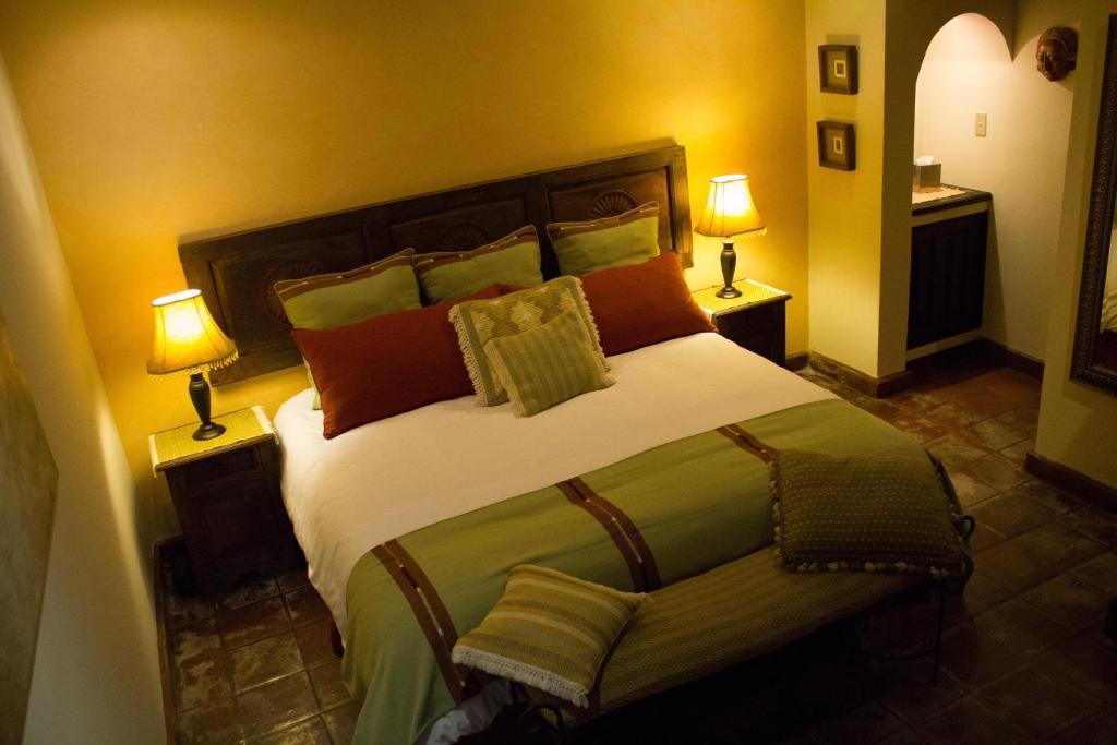 Hotel La Casa De Don Pedro à Antigua Extérieur photo
