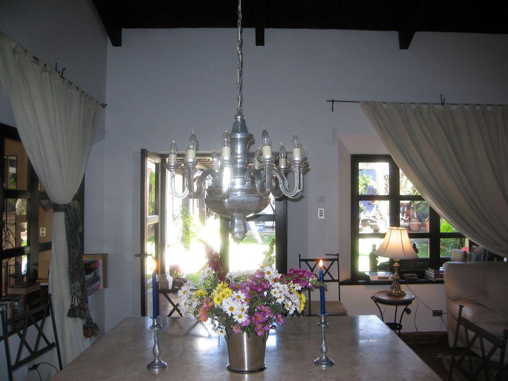 Hotel La Casa De Don Pedro à Antigua Extérieur photo