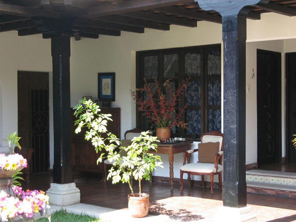 Hotel La Casa De Don Pedro à Antigua Extérieur photo