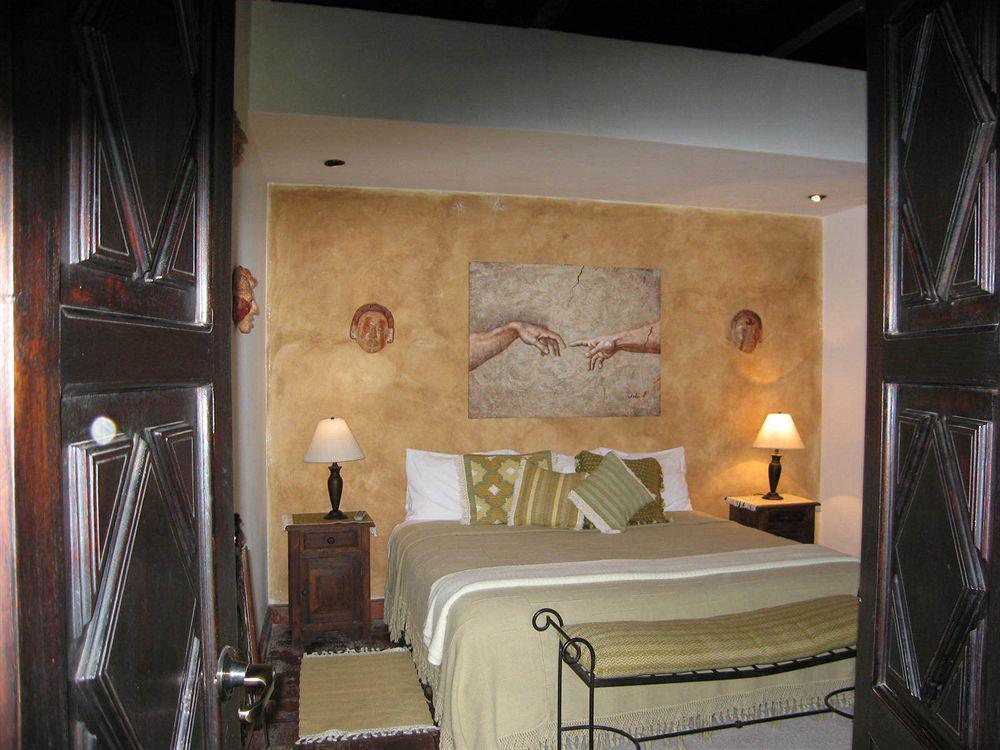 Hotel La Casa De Don Pedro à Antigua Extérieur photo