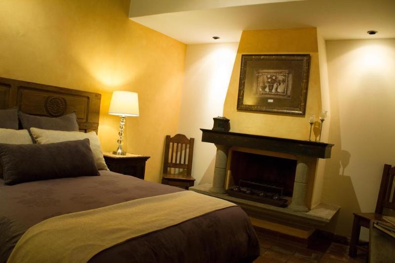 Hotel La Casa De Don Pedro à Antigua Extérieur photo